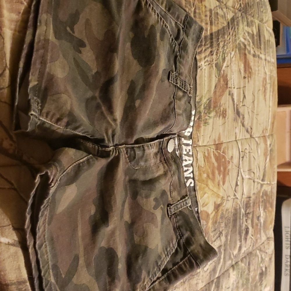 VIP jeans denim camo shorts